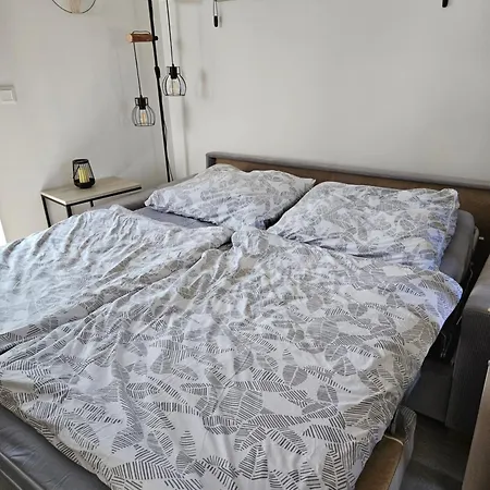 Mezonet Apartman Urpin, Balkon, Parkovanie, Wifi * Banská Bystrica